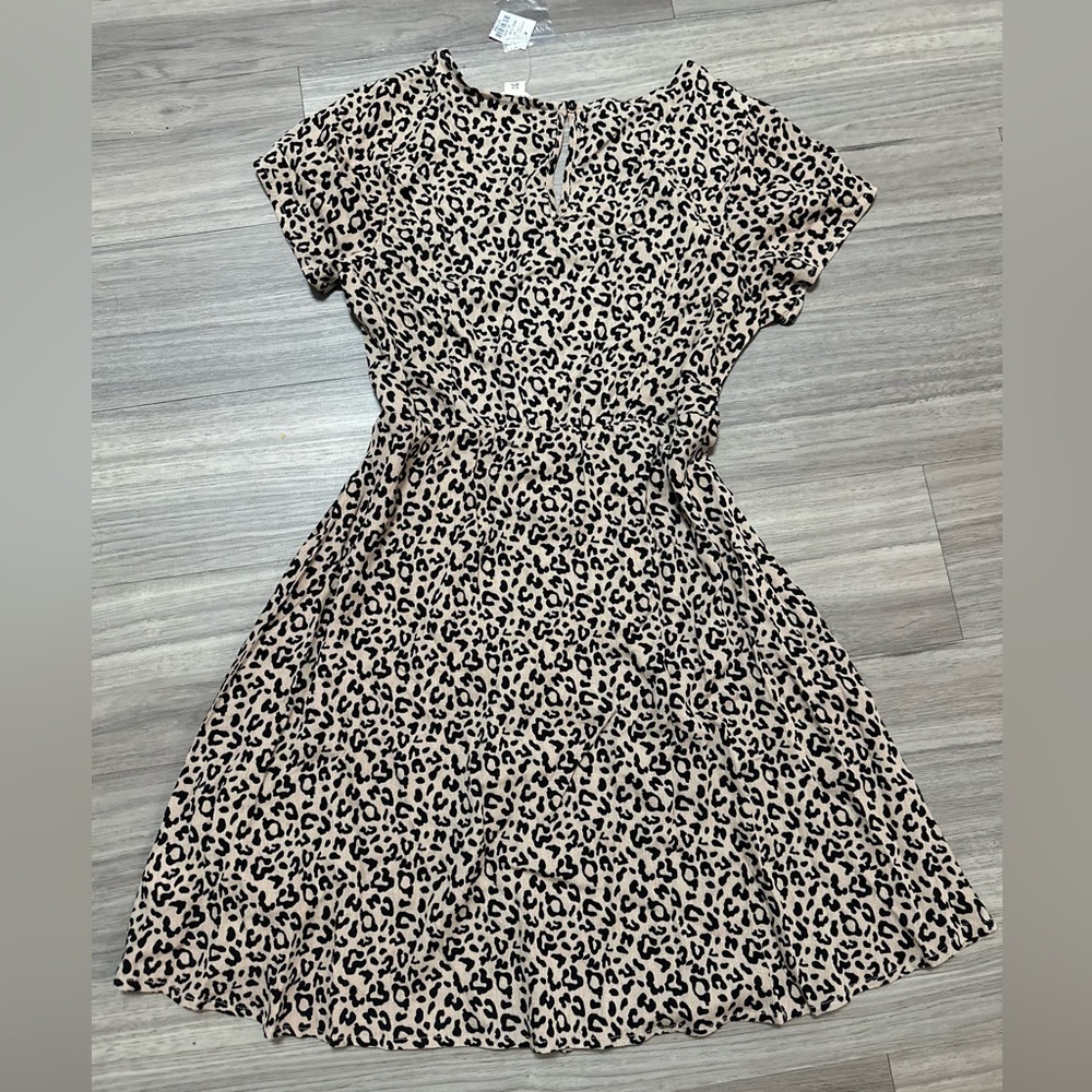 NWT Aeropostale Leopard M Dress - Picture 2 of 4